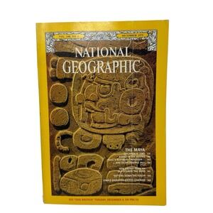 Vintage National‎ Geographic Magazine December 1975 Maya Glyphs Yukon Iowa Wind